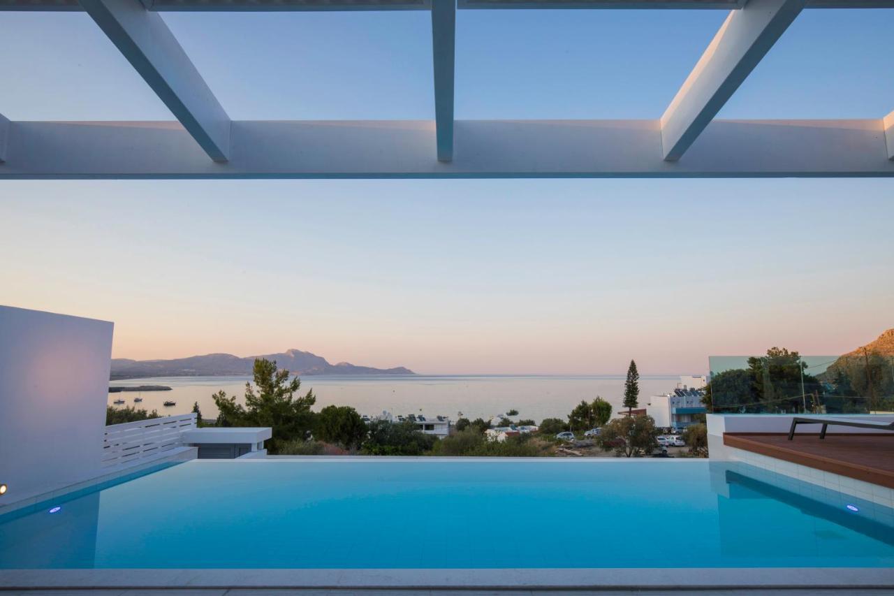 Phos With Swimming Pool In
